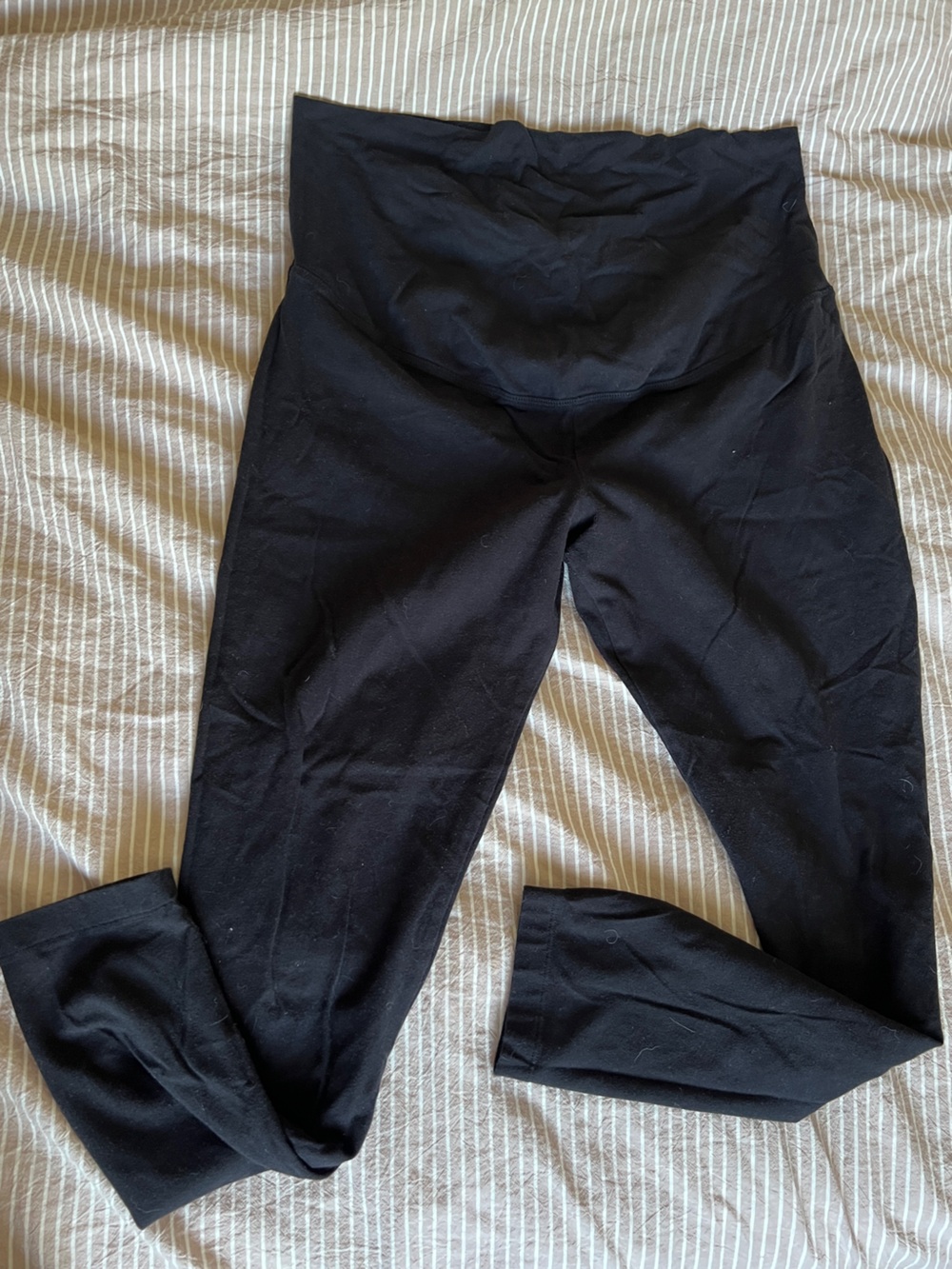 Old Navy maternity leggings